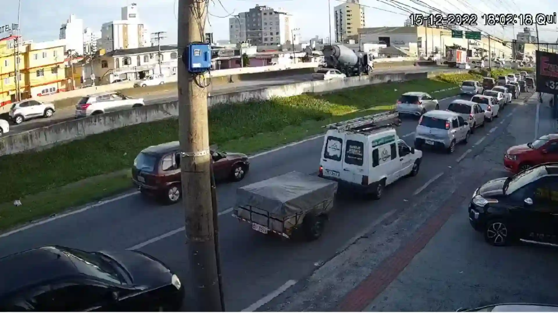 Câmera ao vivo BR 101 em São José - maaxcam.live